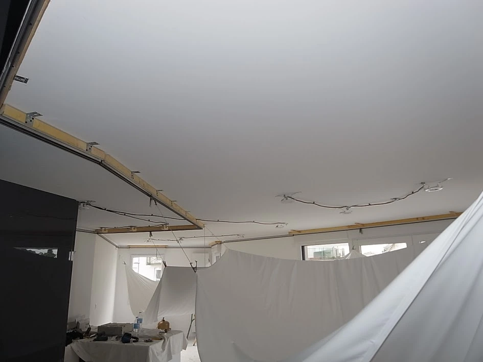 Avant intervention pour plafond - Frehel Déco